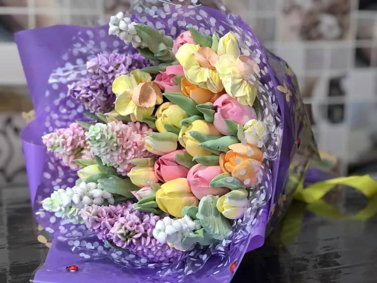 Весенний букет с сиренью