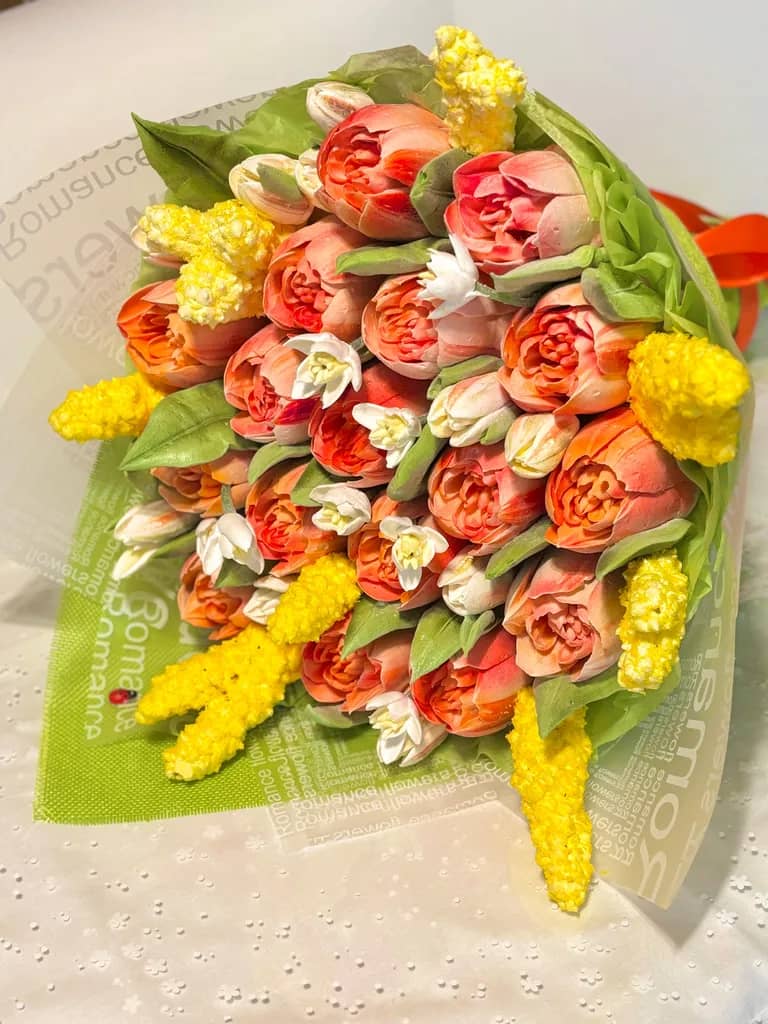 Весенний букет, 26–30 см